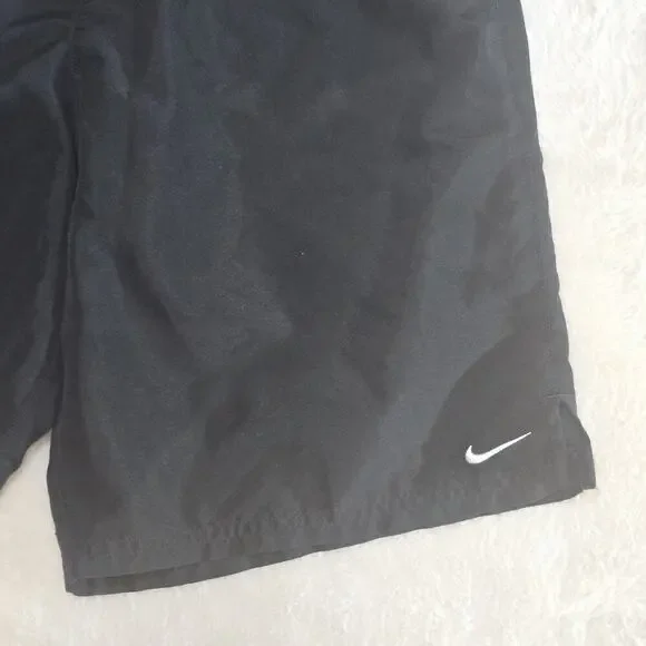 Nike Men’s Black Athletic Shorts Size M Medium – No Inner Lining - Picture 2 of 3
